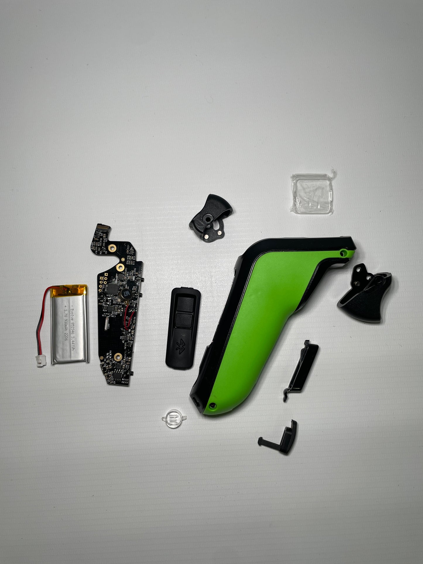 Pack control remoto R2 y R2B - Skate eléctrico - Evolve Skateboards EspañaMecánicoEvolve Skateboards EspañaEvolve Skateboards EspañaPack control remoto R2 y R2B - Skate eléctricoR2B Verde