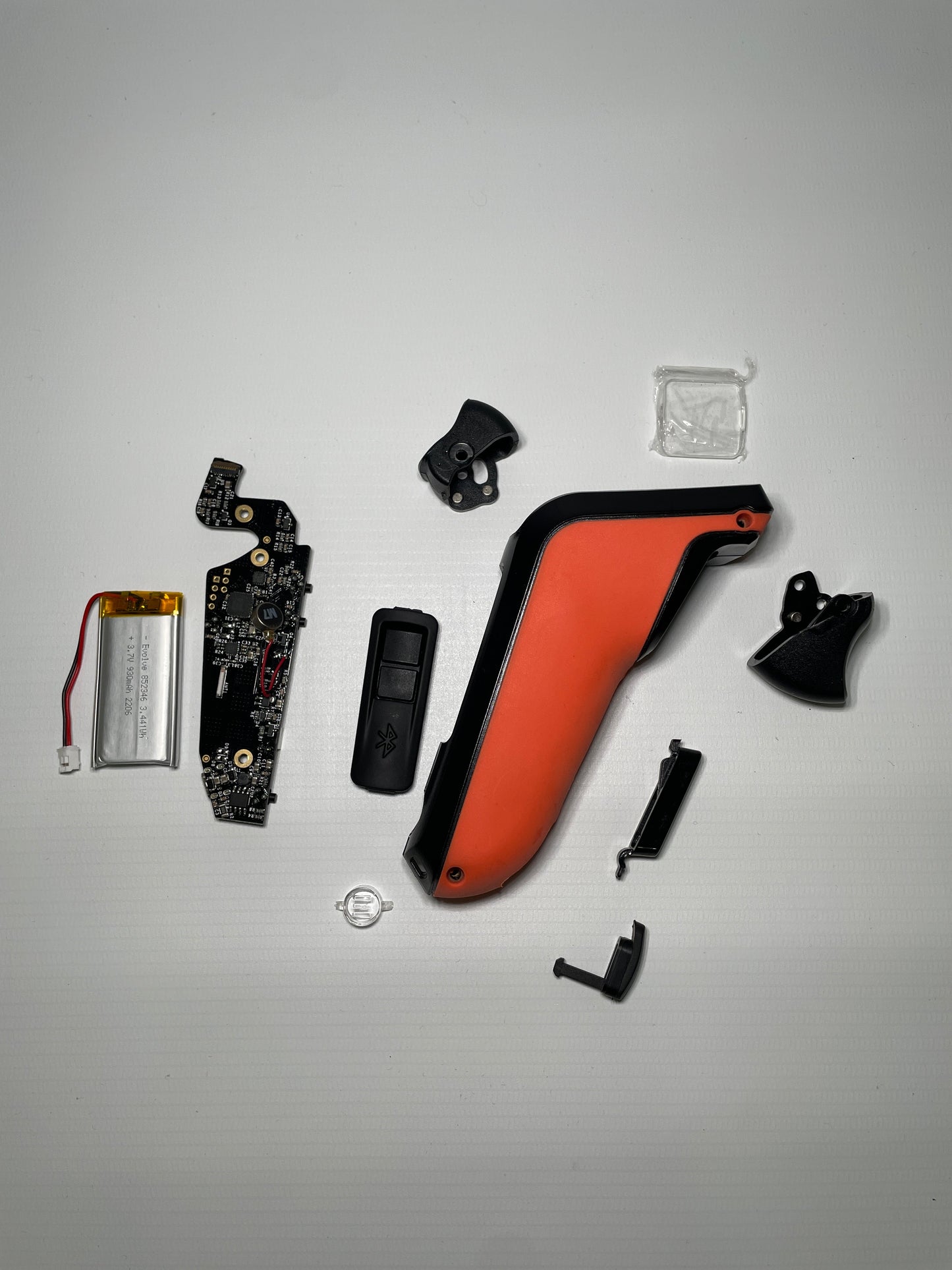 Pack control remoto R2 y R2B - Skate eléctrico - Evolve Skateboards EspañaMecánicoEvolve Skateboards EspañaEvolve Skateboards EspañaPack control remoto R2 y R2B - Skate eléctricoR2B Naranja